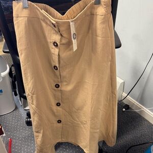 Francesca’s mi ami midi skirt L // 111305